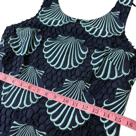 Lilly Pulitzer Delia Scalloped Hem Shift Dress Navy Blue Shells Size 8 M - Picture 10 of 12